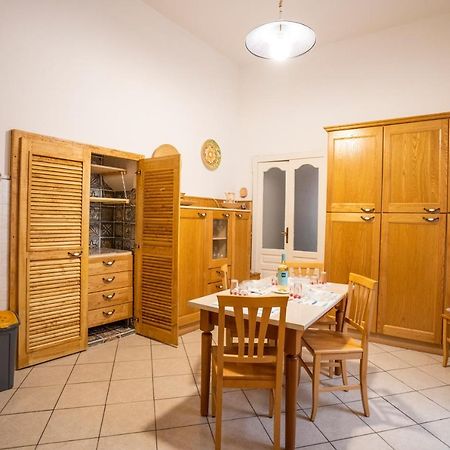Апартаменти La Casina Nel Centro Тропеа Екстер'єр фото