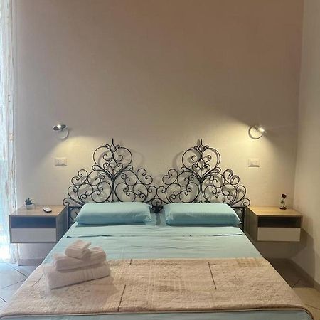 Апартаменти La Casina Nel Centro Тропеа Екстер'єр фото